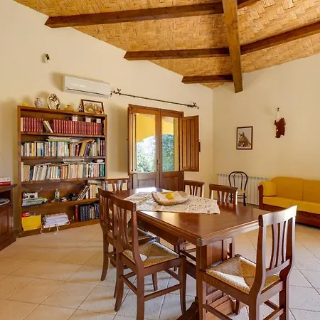 Vivi Natura Villa Marrùbiu