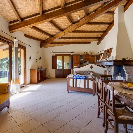 ヴィラ Vivi Natura Marrùbiu